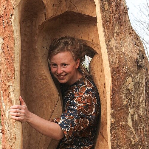 Ausstellung Schwellenübergänge von Luise Paulsen © Lisa-Marie Tilg Tod, Leben und Geburt gehören zusammen!