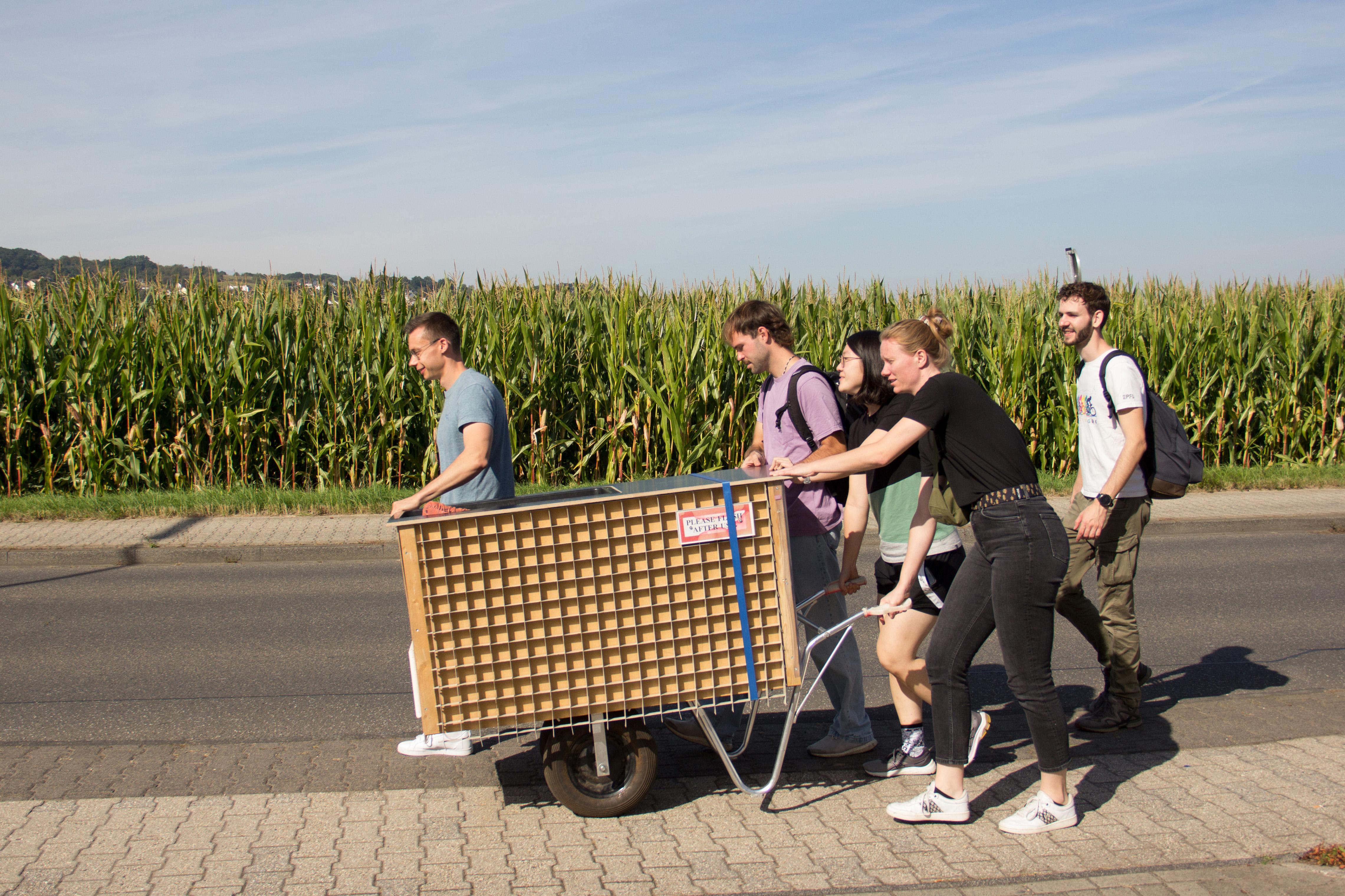 Eine mobile Gemeinschaftsküche bringt Menschen zusammen!